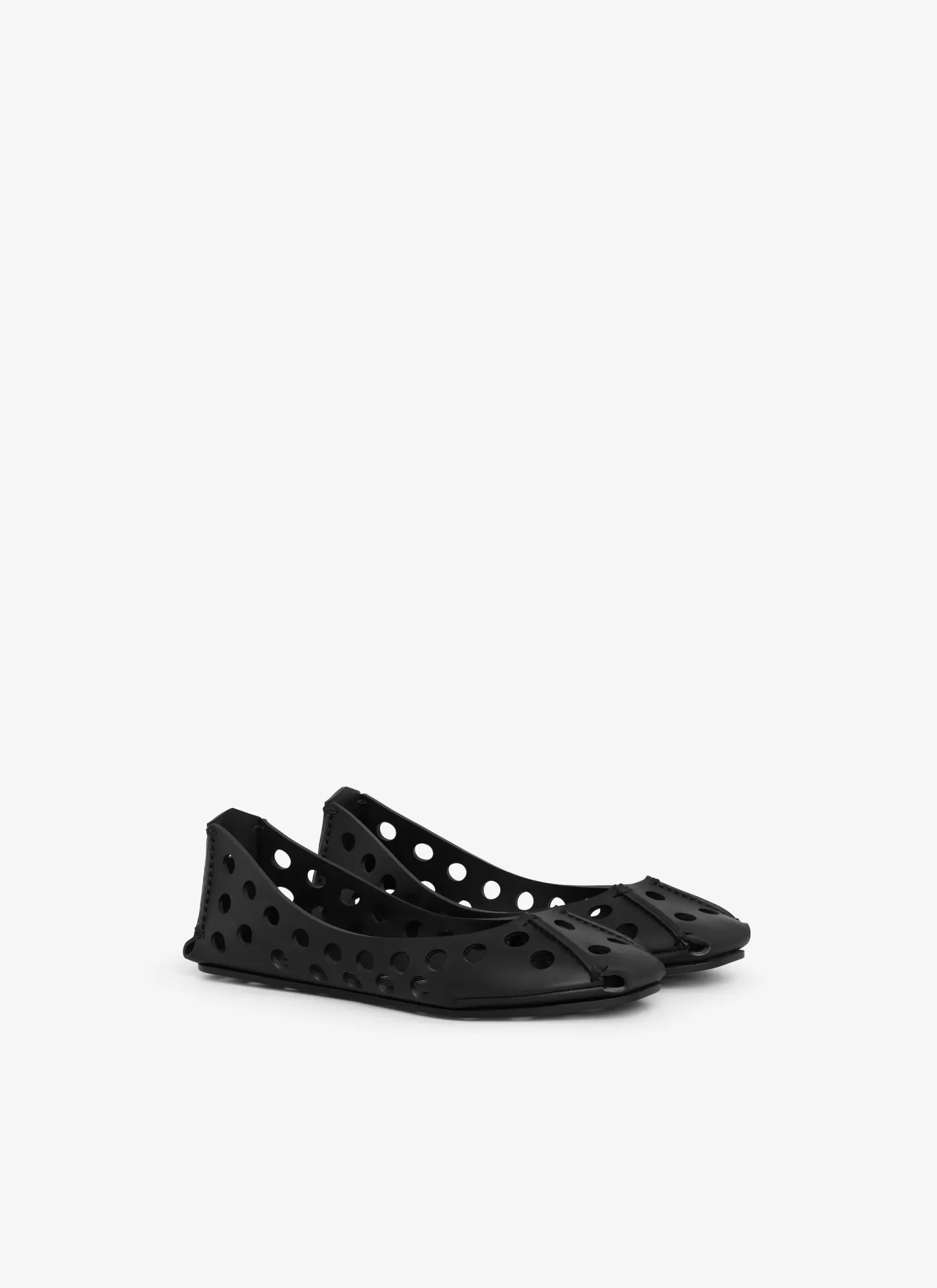 Alaïa Chaussures Plates | La Ballerine | BALLERINES PERFO EN CUIR